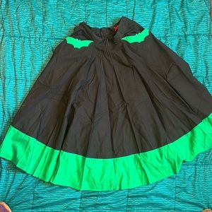 Bat pocket swing skirt